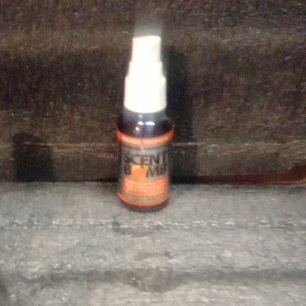 "Mango Tropical Concentrate Air Freshener Spray